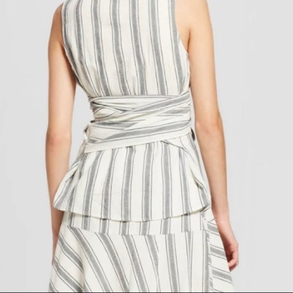 WHO WHAT WEAR / NWOT/WOMEN'S STRIPED SLEEVELESS TIE WRAP BUTTON-UP SHIRT/ M - Picture 11 of 12